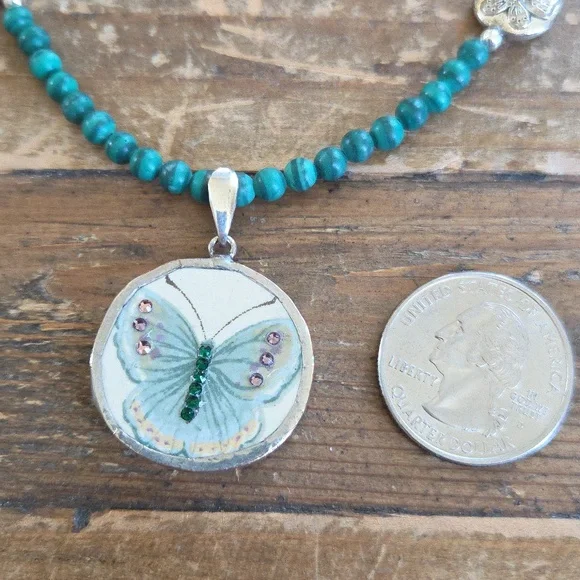 Broken China Butterfly Necklace 20 inches - Picture 5 of 6